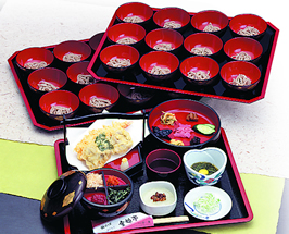 Picrest8 贅沢わんこそば 3,200円(税別)